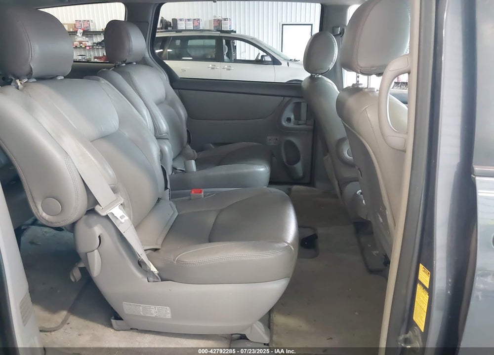 2008 TOYOTA SIENNA LE VIN: 5TDZK23C58S144381