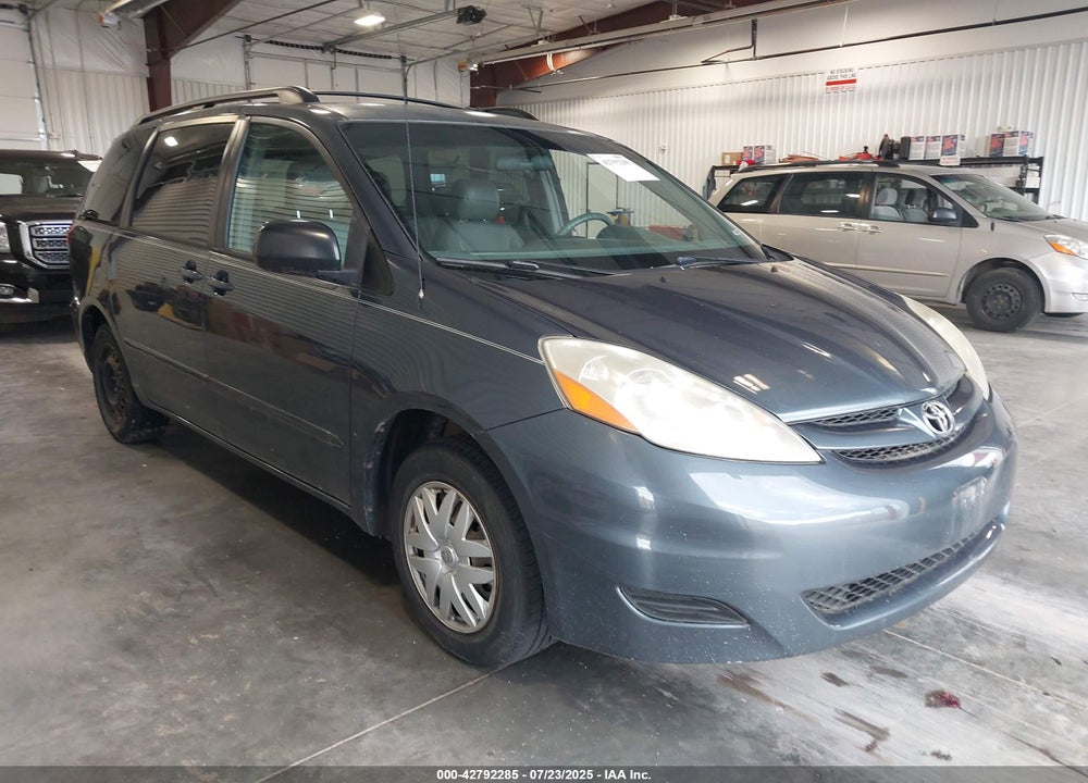 2008 TOYOTA SIENNA LE VIN: 5TDZK23C58S144381