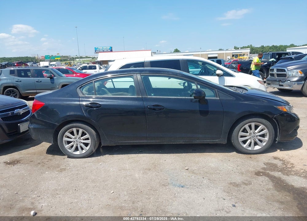 2012 HONDA CIVIC VIN: 19XFB2F80CE370907