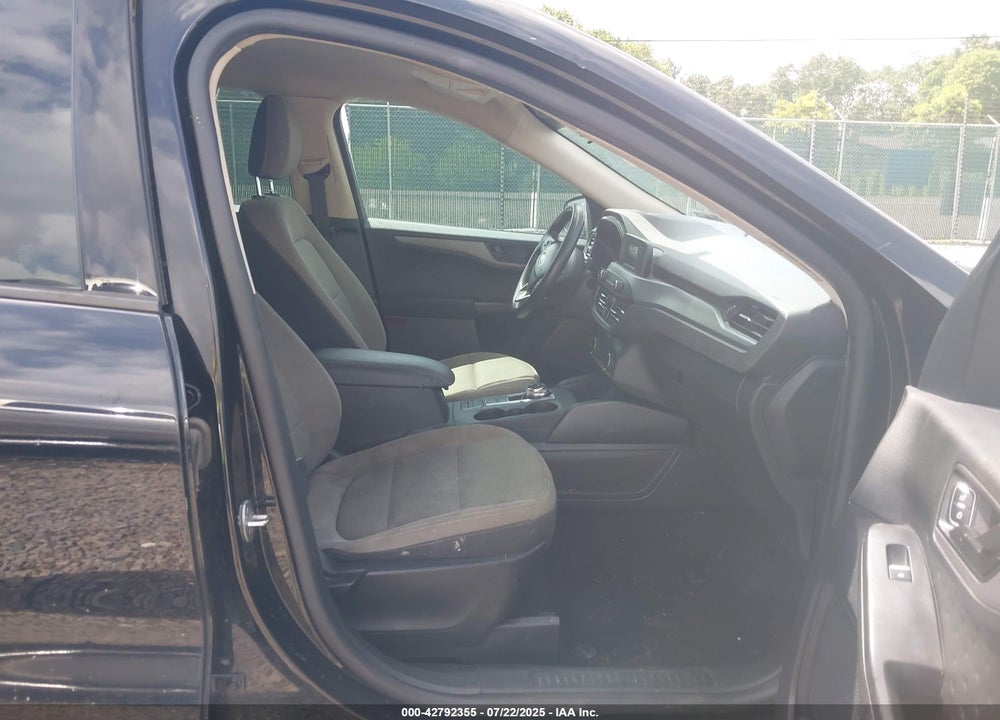 2020 FORD ESCAPE VIN: 1FMCU9F68LUB62825