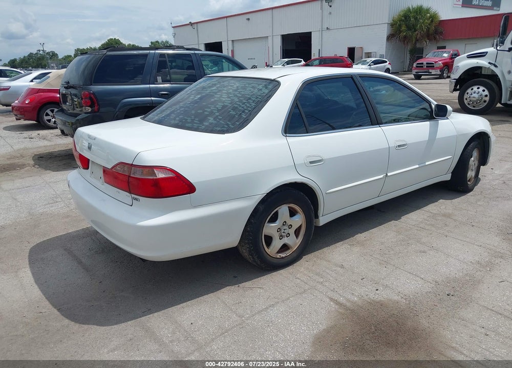 1998 HONDA ACCORD EX V6 VIN: 1HGCG1650WA042304