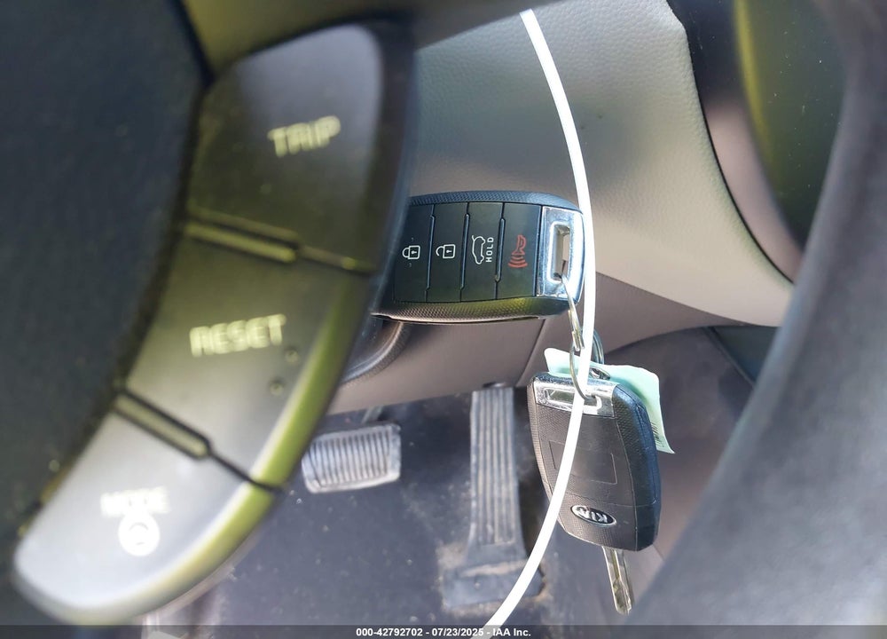 2015 KIA SOUL VIN: KNDJN2A27F7145070