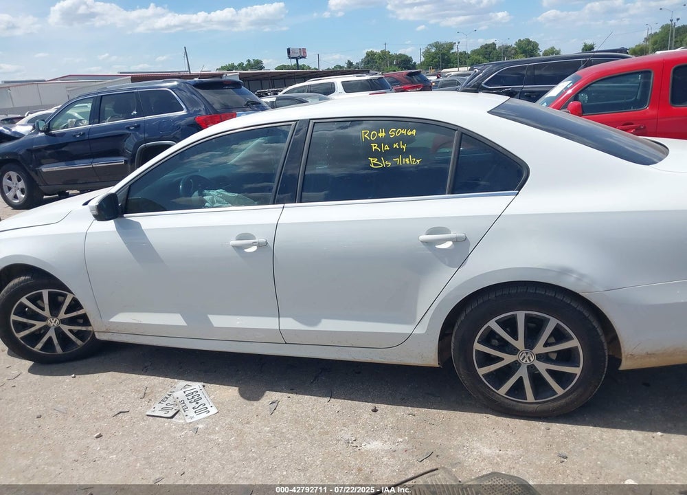 2017 VOLKSWAGEN JETTA VIN: 3VWDB7AJ4HM274562