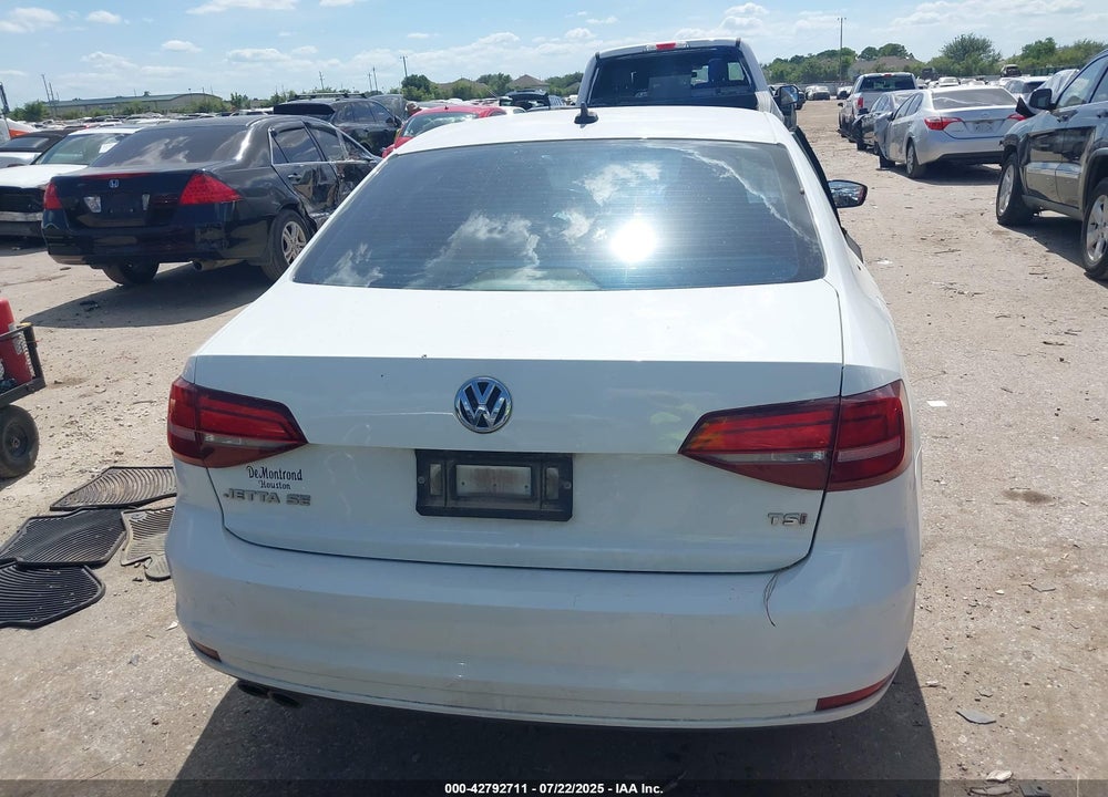 2017 VOLKSWAGEN JETTA VIN: 3VWDB7AJ4HM274562
