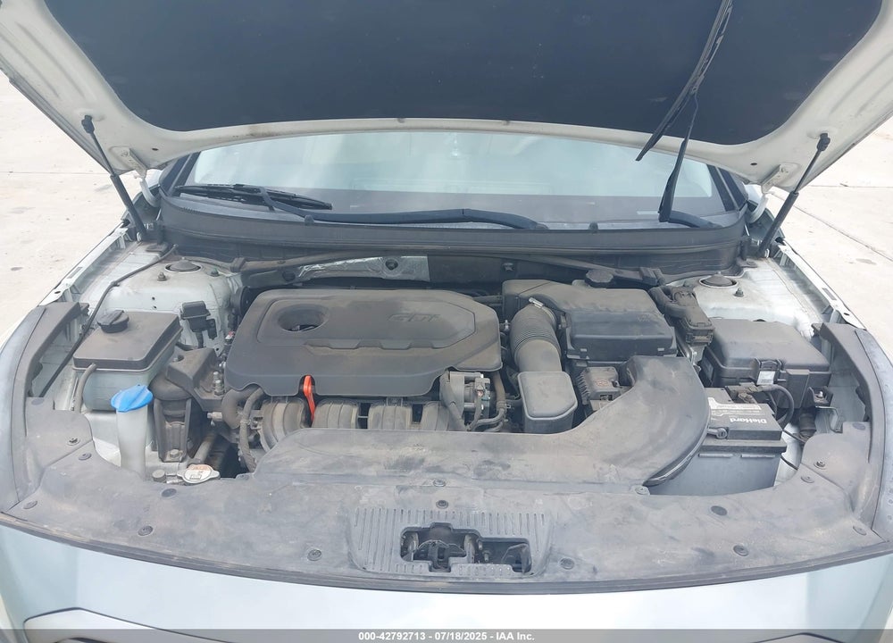 2015 HYUNDAI SONATA VIN: 5NPE24AF5FH125176