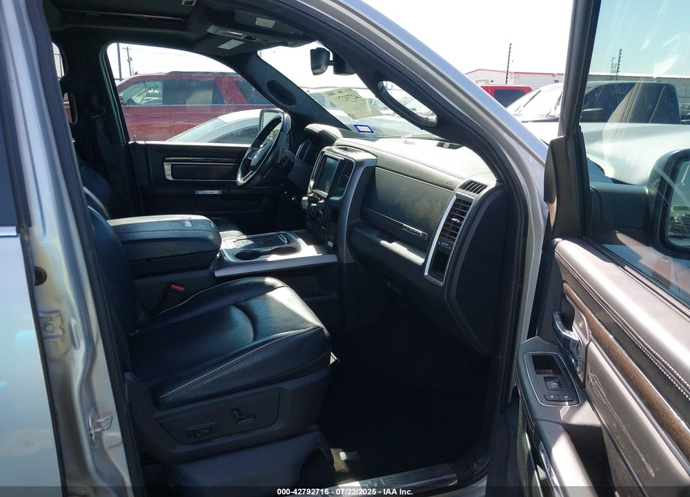 2016 RAM 1500 VIN: 1C6RR7PT5GS342328