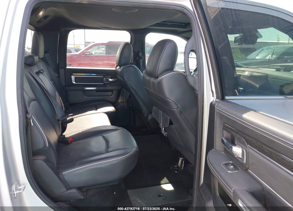 2016 RAM 1500 VIN: 1C6RR7PT5GS342328