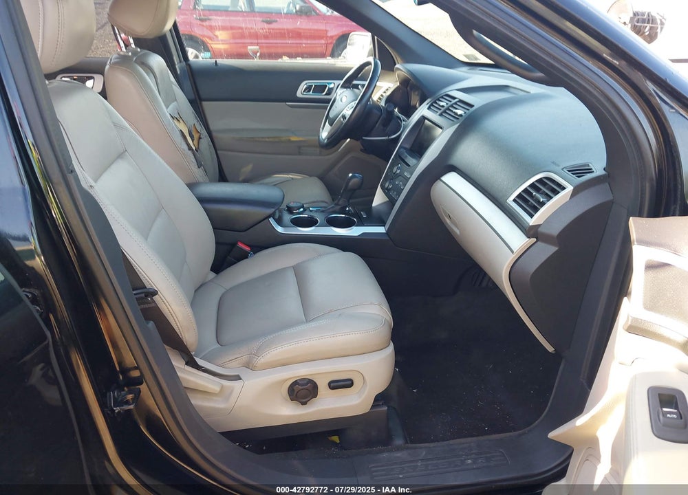 2012 FORD EXPLORER VIN: 1FMHK8D81CGA53924