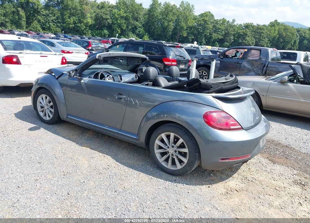 2018 VOLKSWAGEN BEETLE VIN: 3VW5DAATXJM516516