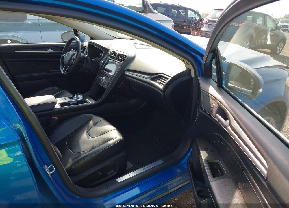 2020 FORD FUSION VIN: 3FA6P0RU5LR132676