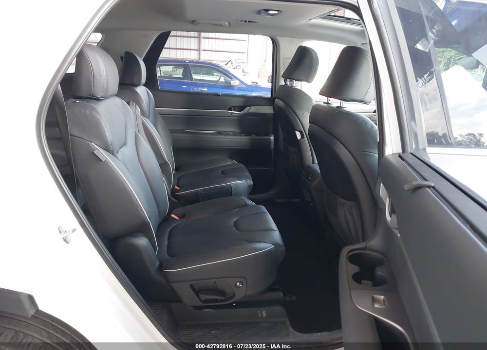 2023 HYUNDAI PALISADE SEL VIN: KM8R4DGE2PU592052