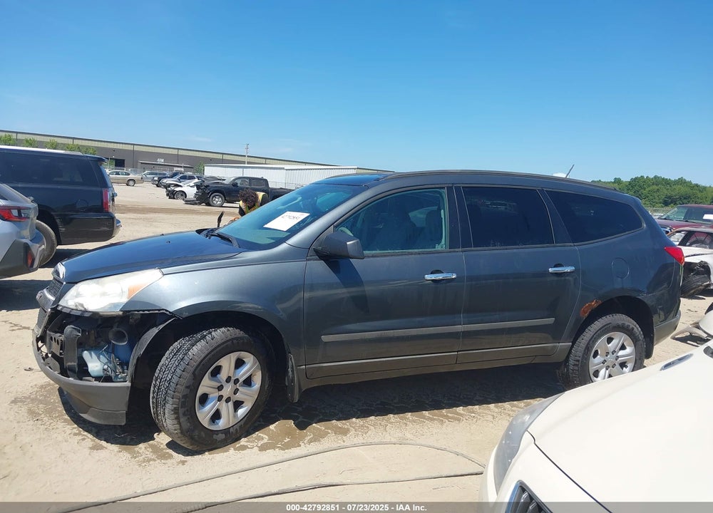 2011 CHEVROLET TRAVERSE VIN: 1GNKREED6BJ110272