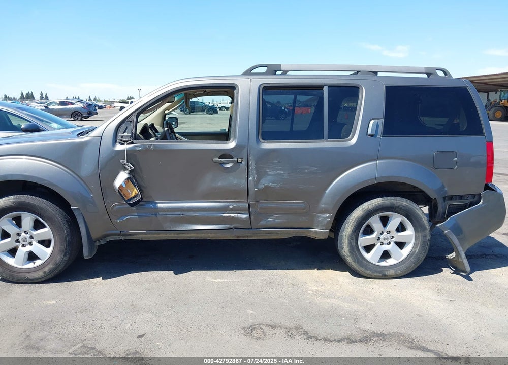 2008 NISSAN PATHFINDER SE VIN: 5N1AR18U08C661055