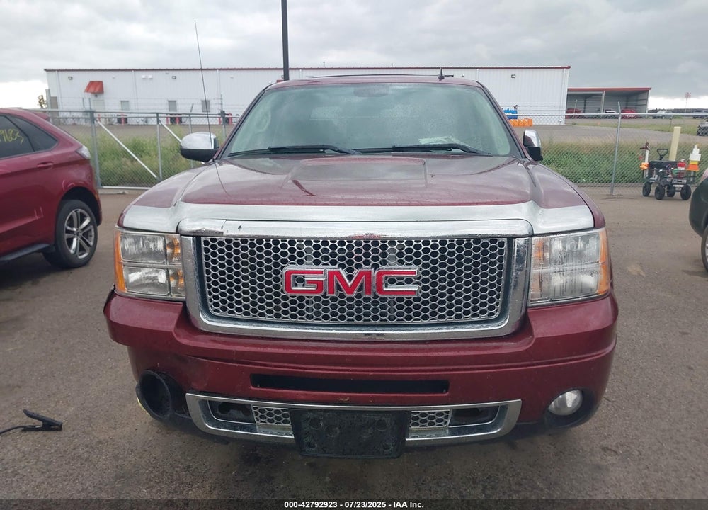 2013 GMC SIERRA 1500 DENALI VIN: 3GTP2XE27DG152452