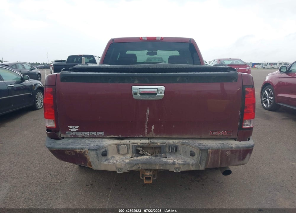 2013 GMC SIERRA 1500 DENALI VIN: 3GTP2XE27DG152452
