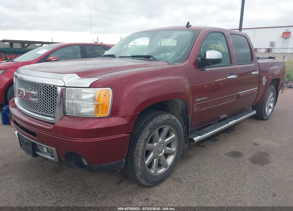 2013 GMC SIERRA 1500 DENALI VIN: 3GTP2XE27DG152452