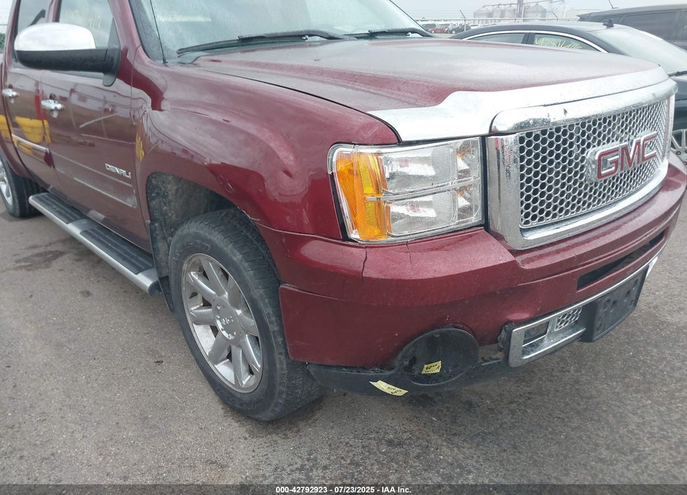 2013 GMC SIERRA 1500 DENALI VIN: 3GTP2XE27DG152452