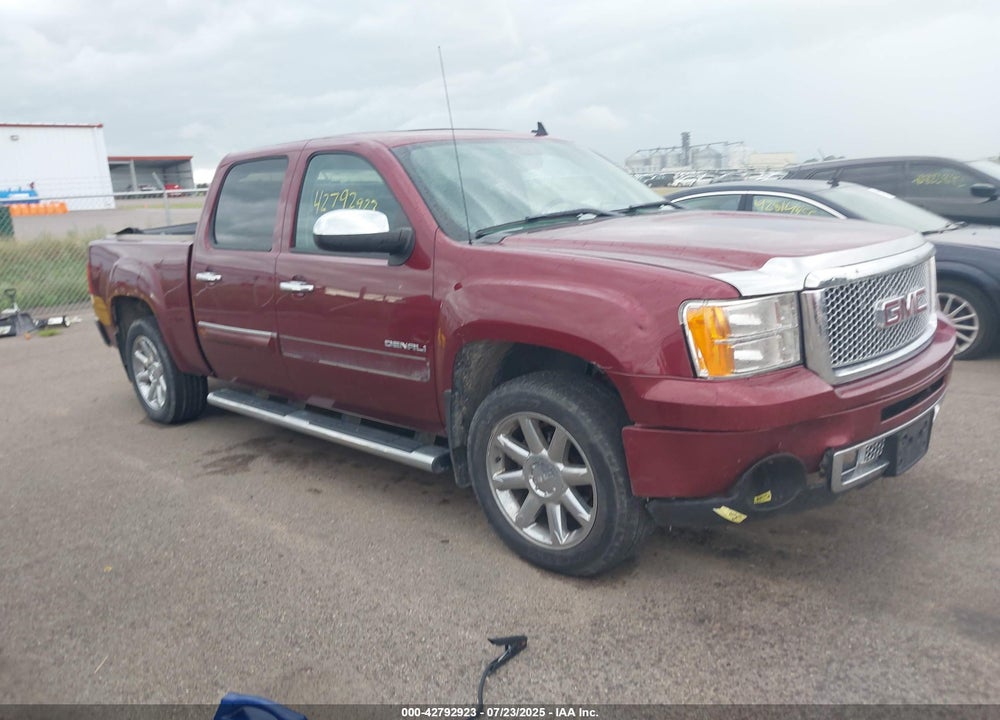 2013 GMC SIERRA 1500 DENALI VIN: 3GTP2XE27DG152452