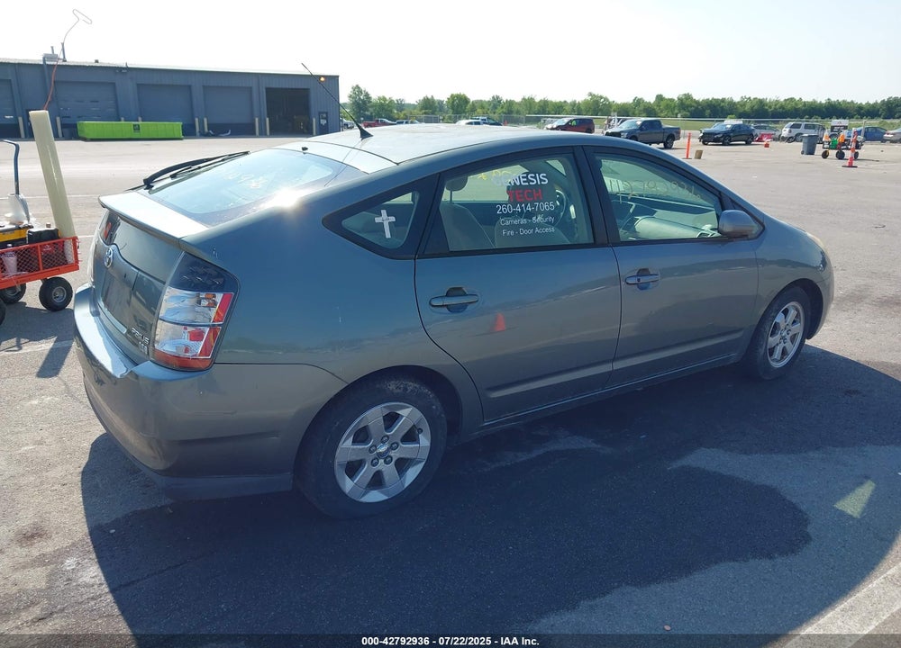 2004 TOYOTA PRIUS VIN: JTDKB22U740013705