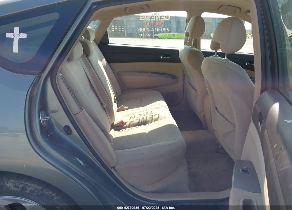 2004 TOYOTA PRIUS VIN: JTDKB22U740013705