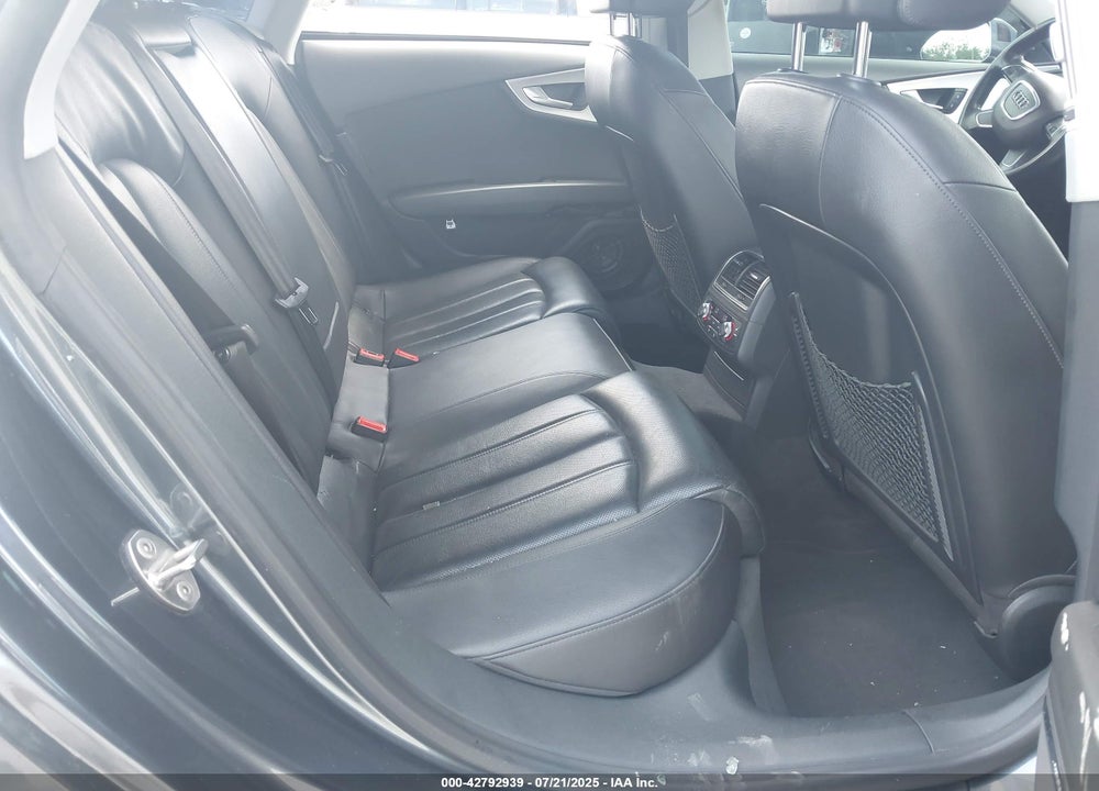 2013 AUDI A7 VIN: WAU2GAFC3DN011060
