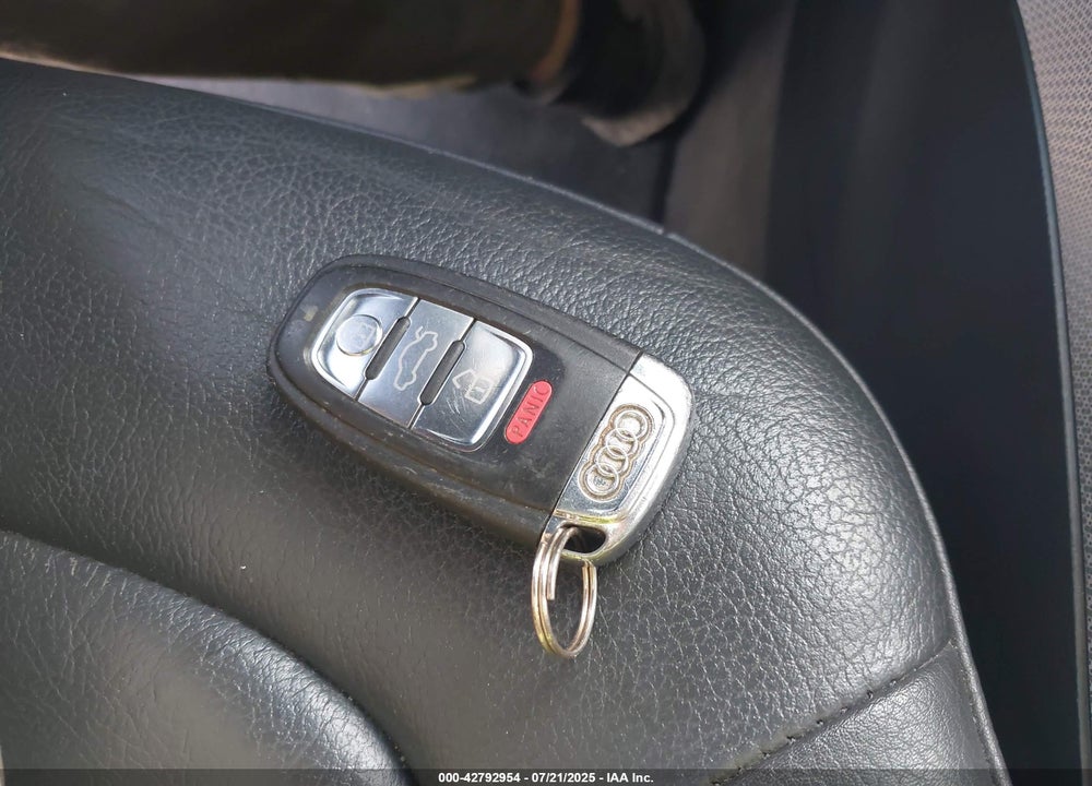 2011 AUDI A5 VIN: WAULFAFRXBA086774