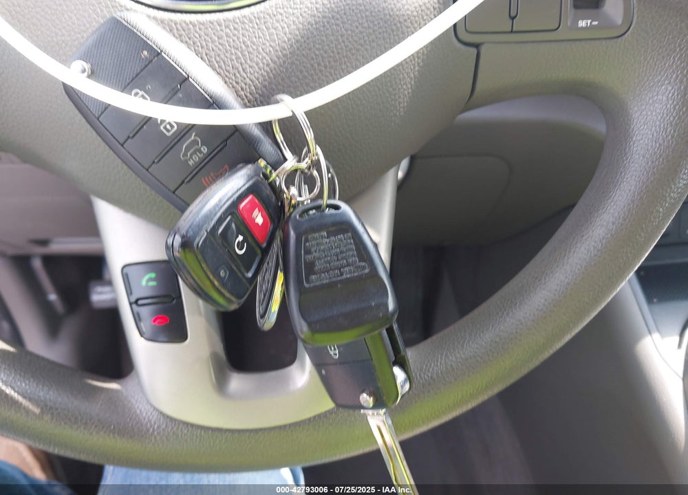 2016 KIA SPORTAGE VIN: KNDPBCAC4G7800739