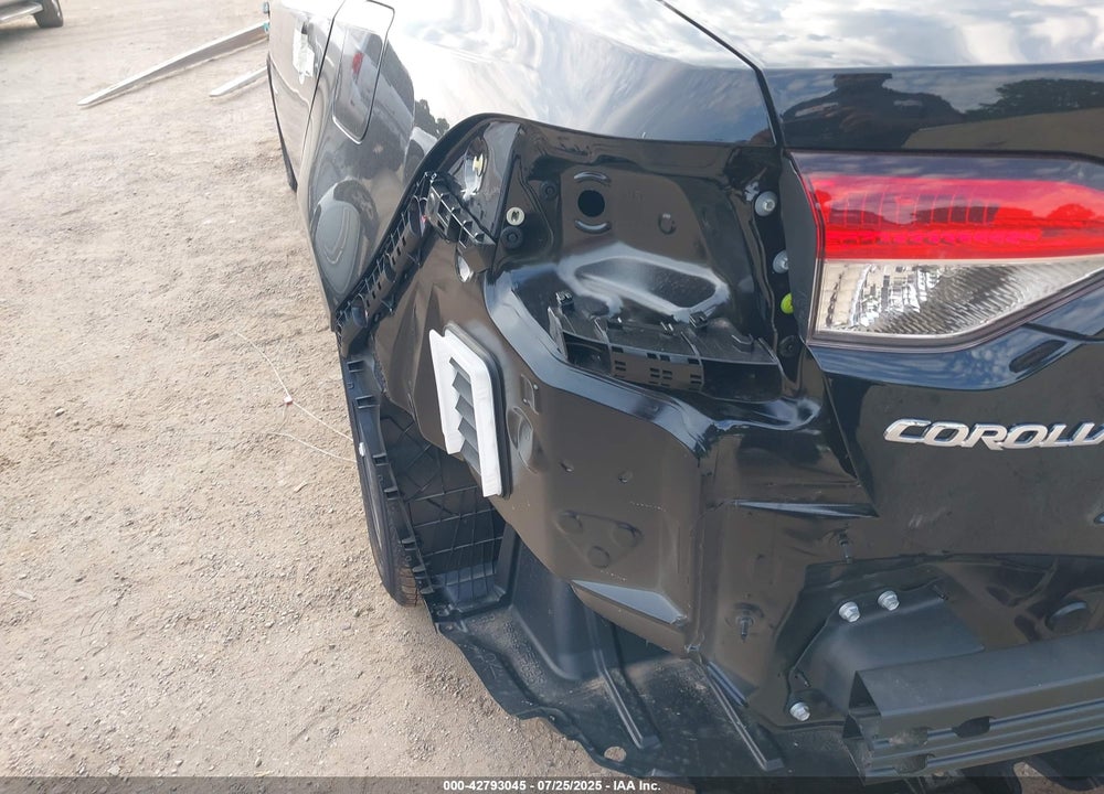 2025 TOYOTA COROLLA VIN: JTDBCMFE0S3086177
