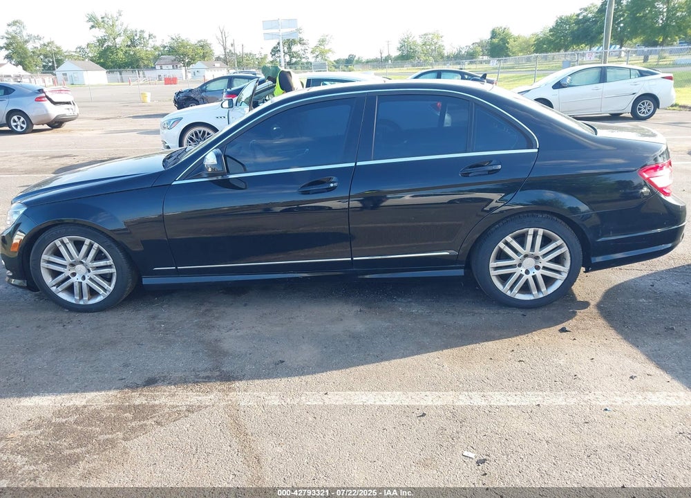 2009 MERCEDES-BENZ C CLASS VIN: WDDGF81X49R068792