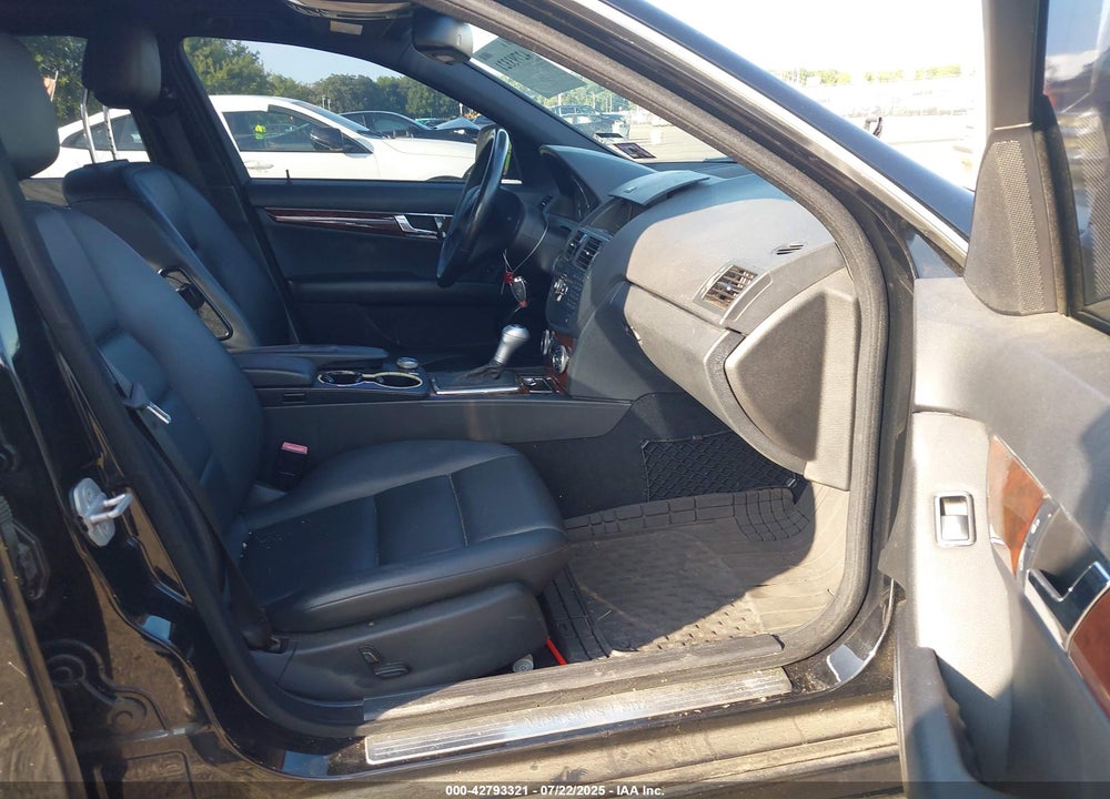 2009 MERCEDES-BENZ C CLASS VIN: WDDGF81X49R068792