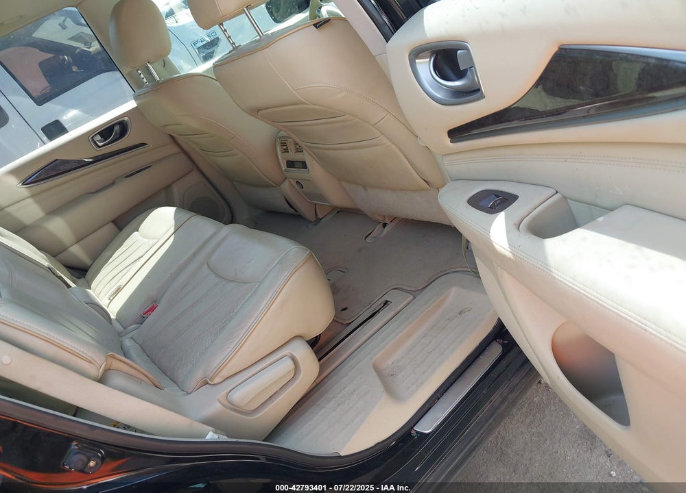 2013 INFINITI JX35 VIN: 5N1AL0MN3DC318082