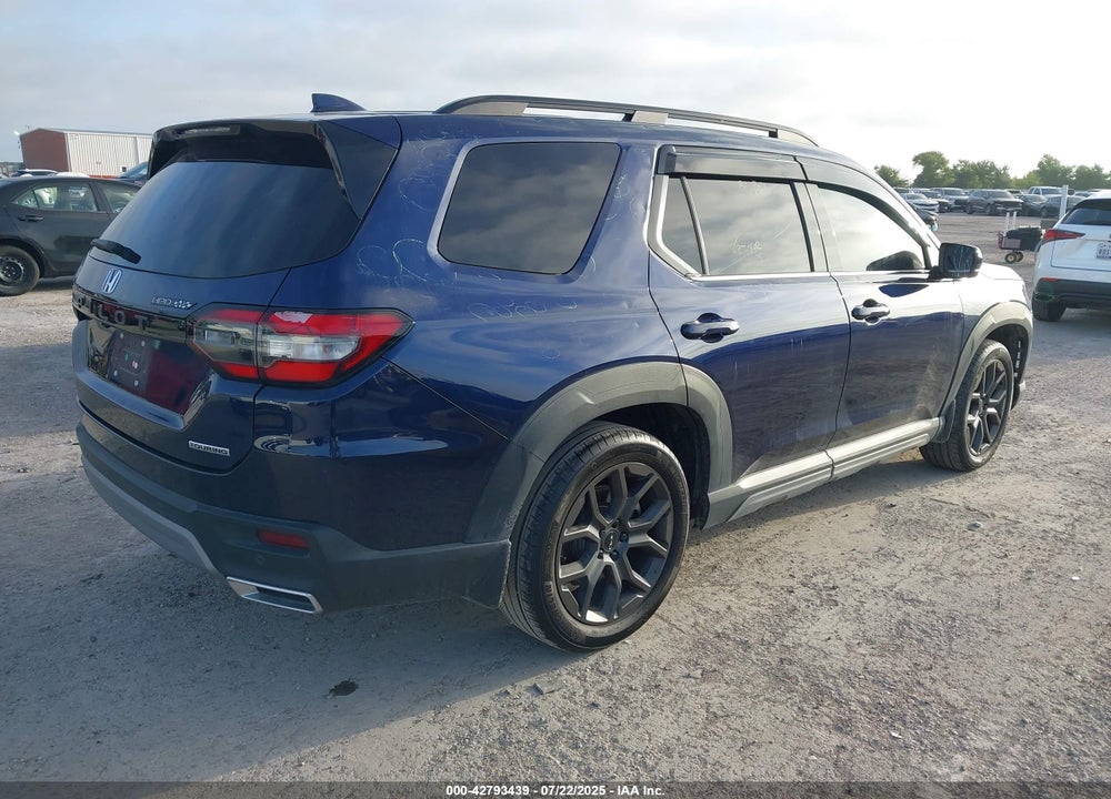 2023 HONDA PILOT VIN: 5FNYG2H71PB005652