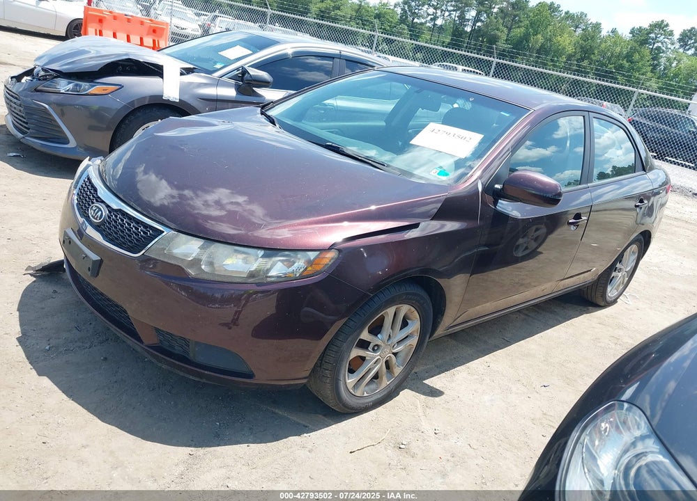 2011 KIA FORTE VIN: KNAFU4A29B5396356