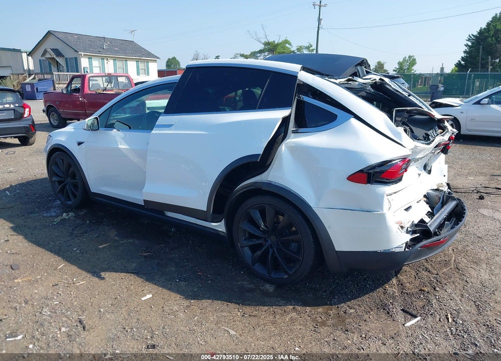 2020 TESLA MODEL X VIN: 5YJXCAE22LF294500