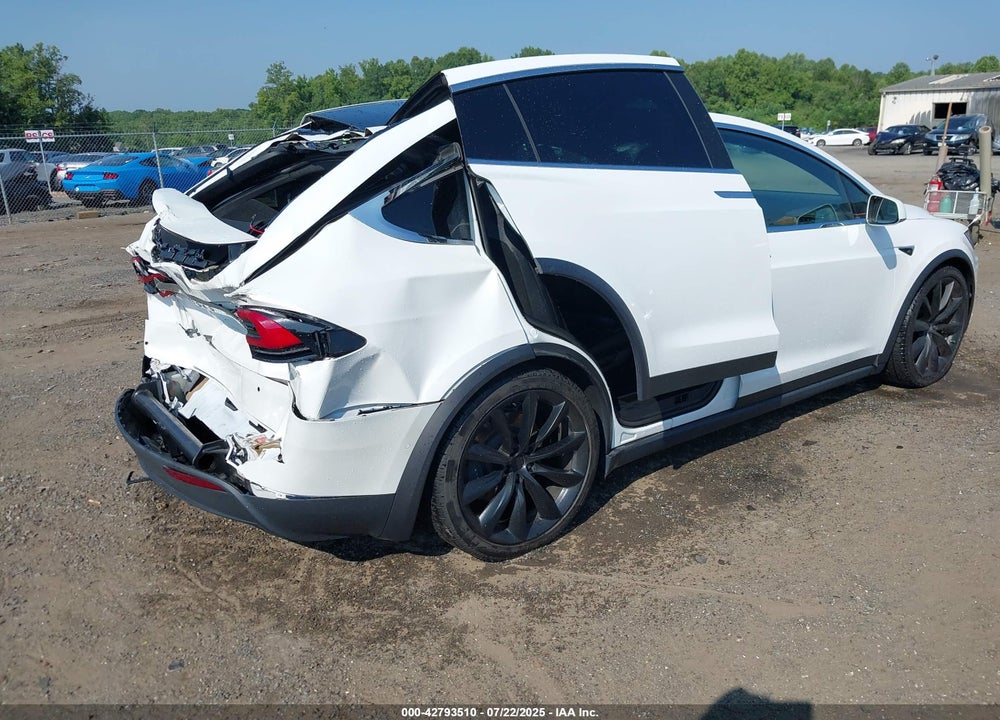 2020 TESLA MODEL X VIN: 5YJXCAE22LF294500