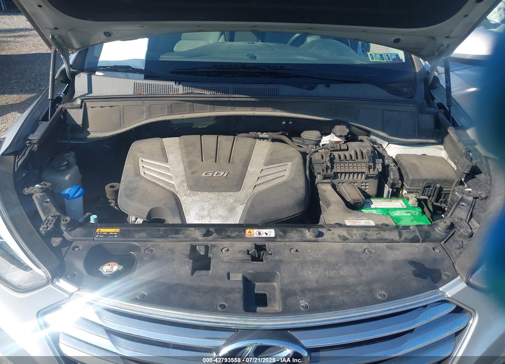 2014 HYUNDAI SANTA FE VIN: KM8SMDHF3EU039240