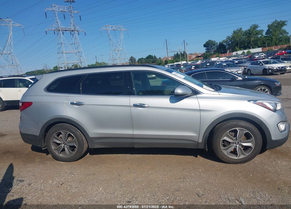 2014 HYUNDAI SANTA FE VIN: KM8SMDHF3EU039240