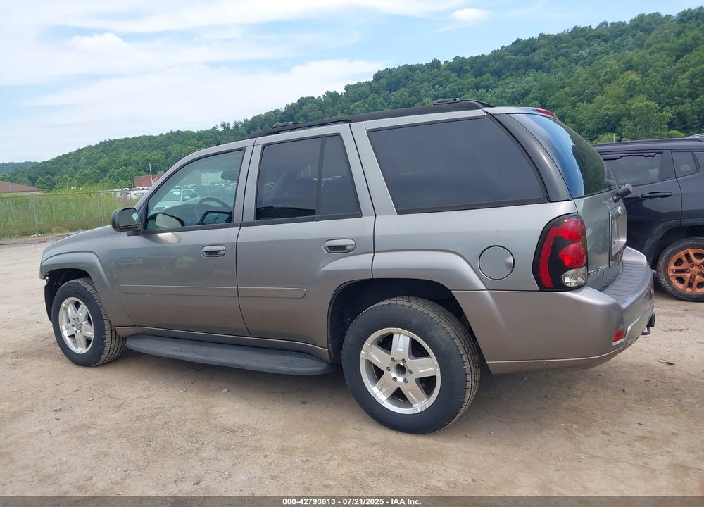 2008 CHEVROLET TRAILBLAZER LT VIN: 1GNDT13S982122794