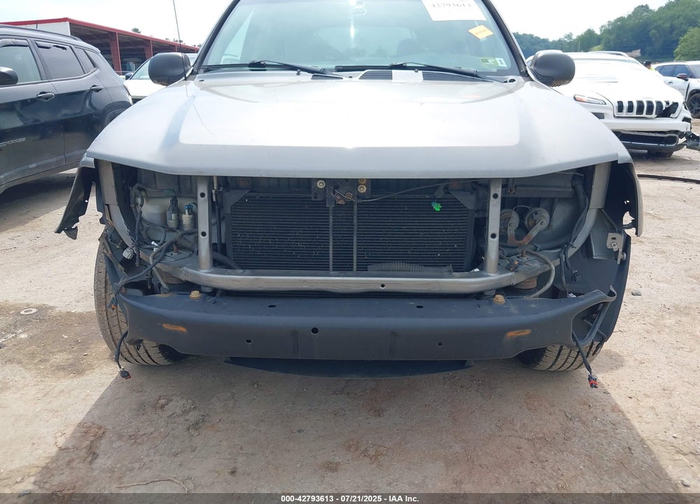 2008 CHEVROLET TRAILBLAZER LT VIN: 1GNDT13S982122794