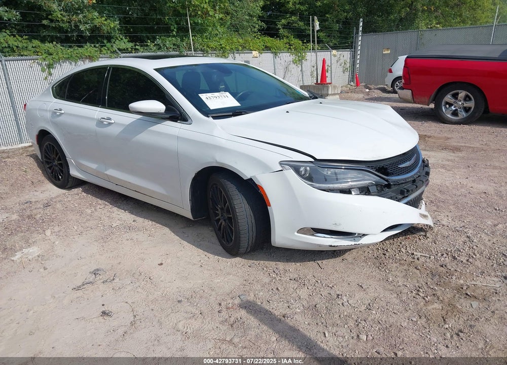 2015 CHRYSLER 200 C VIN: 1C3CCCCG2FN731821