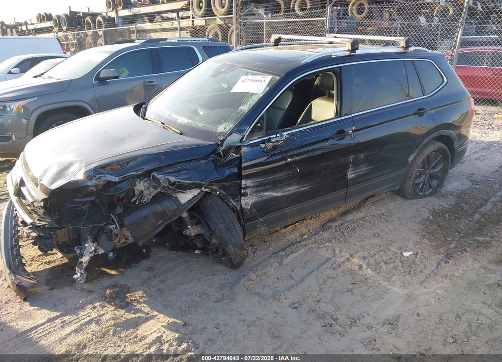 2023 VOLKSWAGEN TIGUAN VIN: 3VVNB7AX1PM117437