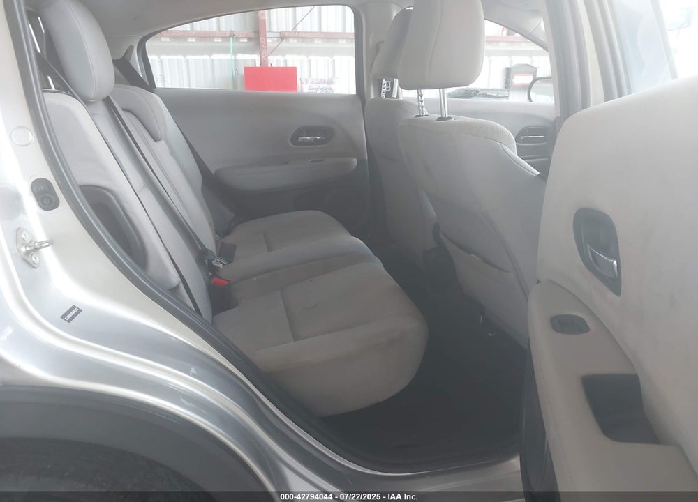 2016 HONDA HR-V VIN: 3CZRU6H39GM745232