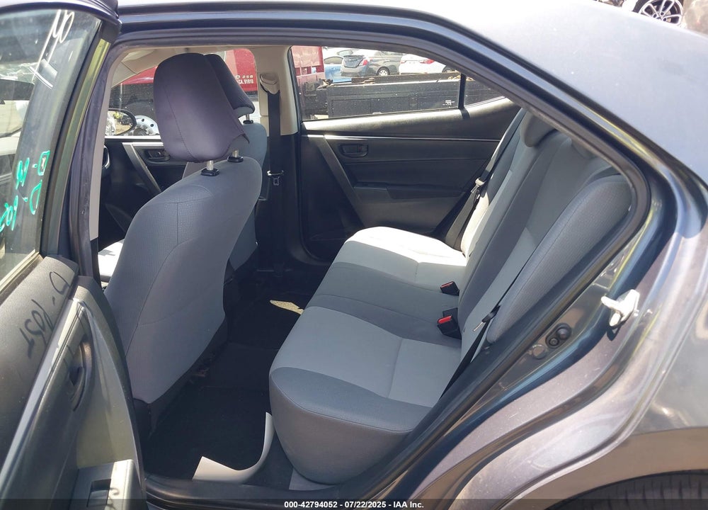 2015 TOYOTA COROLLA VIN: 5YFBURHE0FP288716