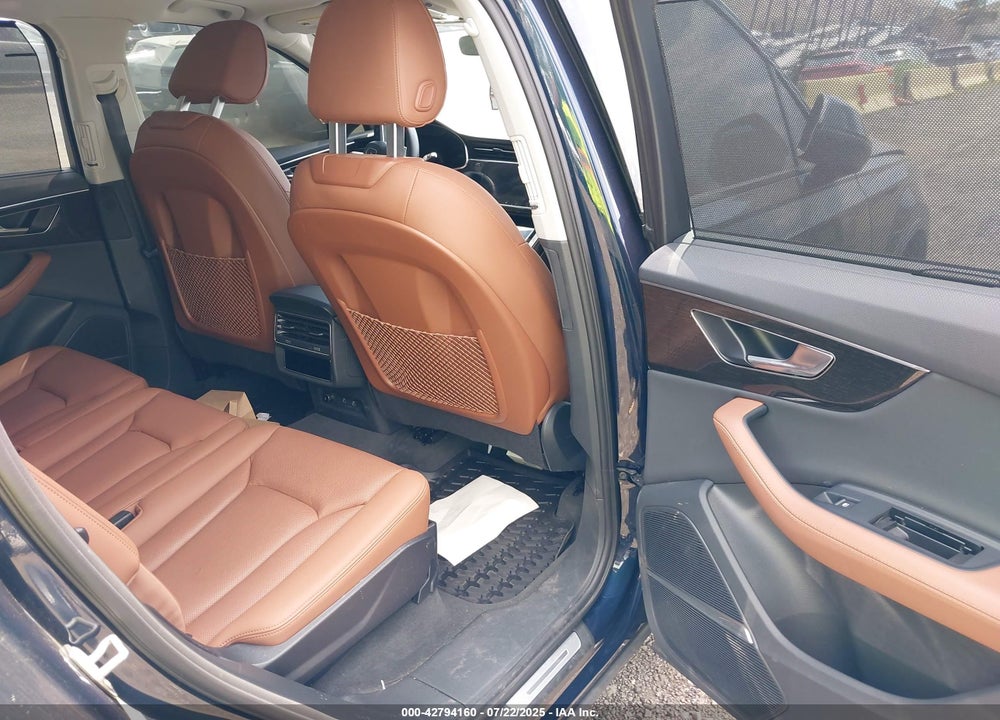 2024 AUDI Q7 PREMIUM PLUS 55 TFSI QUATTRO TIPTRONIC VIN: WA1LXBF78RD004578