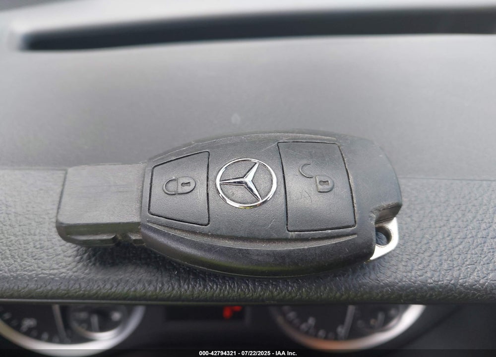 2021 MERCEDES-BENZ METRIS VIN: W1XV0CEY2M3905320