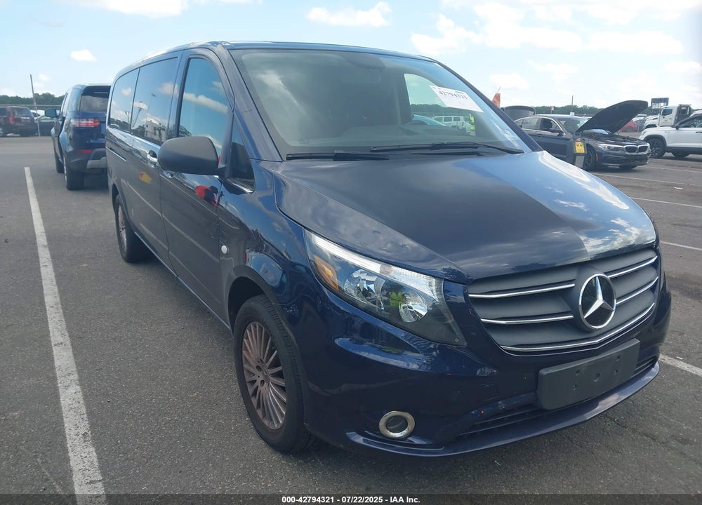 2021 MERCEDES-BENZ METRIS VIN: W1XV0CEY2M3905320
