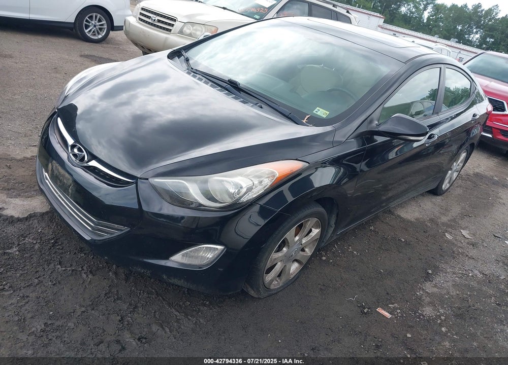 2013 HYUNDAI ELANTRA VIN: 5NPDH4AE1DH172526