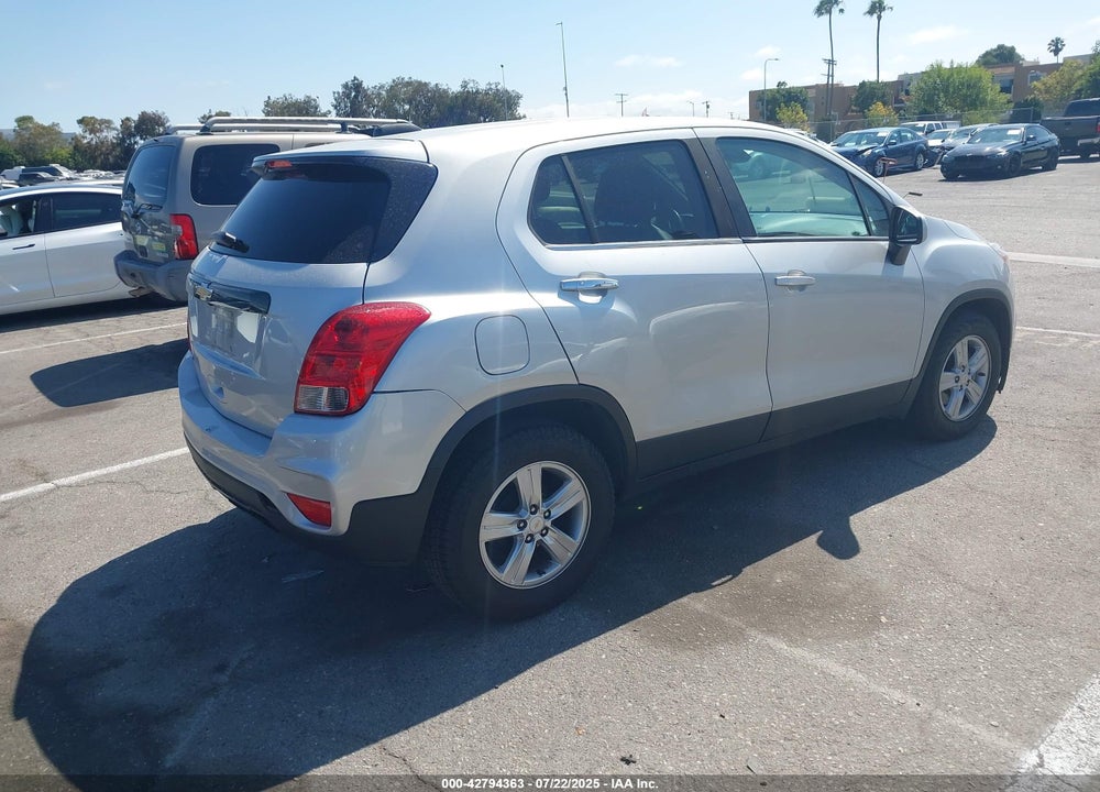2022 CHEVROLET TRAX VIN: KL7CJKSM5NB552334
