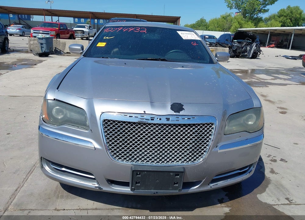 2014 CHRYSLER 300 VIN: 2C3CCAAG8EH175920