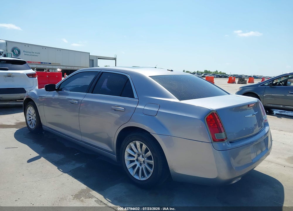 2014 CHRYSLER 300 VIN: 2C3CCAAG8EH175920